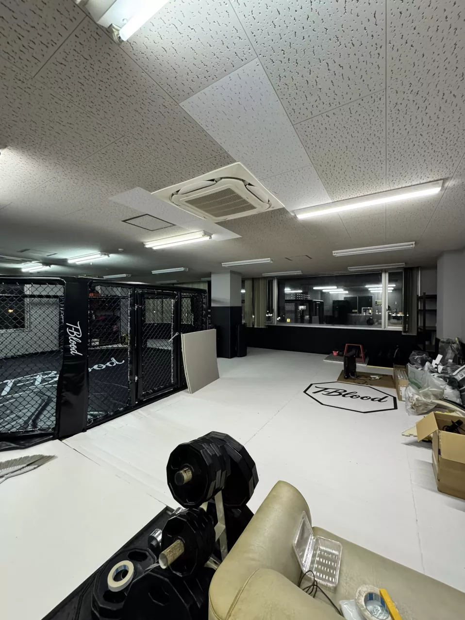 Cập nhật dự án của khách hàng: Hoàn tất lắp đặt phòng tập MMA Octagon & Roll Mat chuyên nghiệp