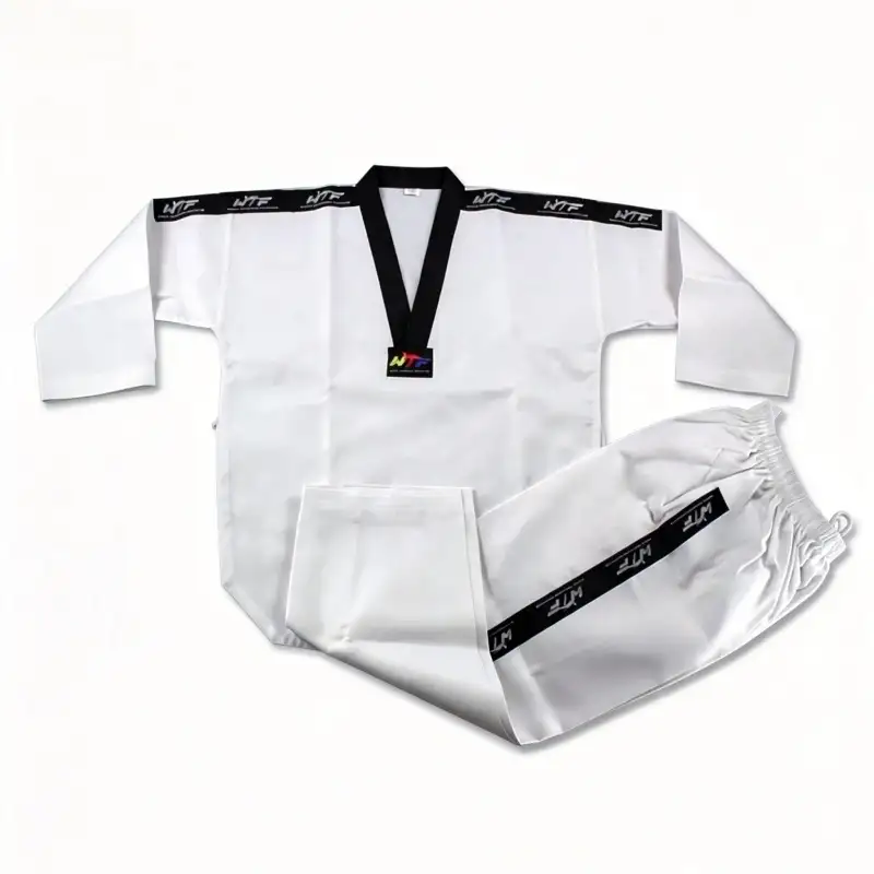 Đồng phục Taekwondo có sọc